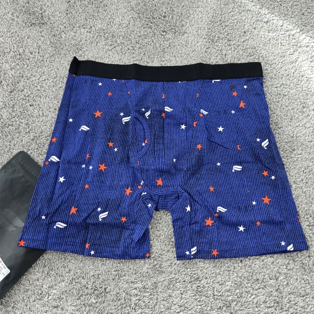 Fabletics STARS N STRIPES Boxers. Size XL. New.